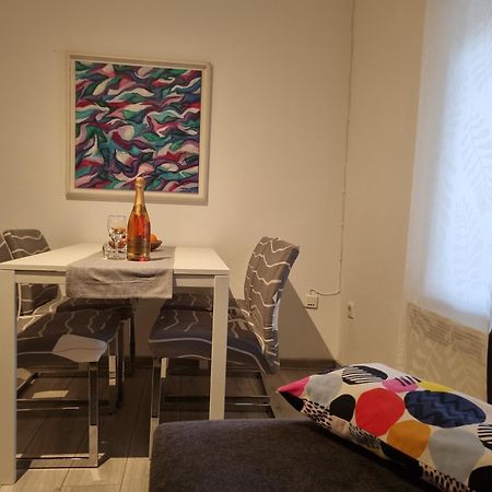 Apartments Dora ซริกเวนิซา ภายนอก รูปภาพ